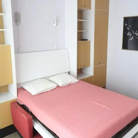Studio For 2 People *